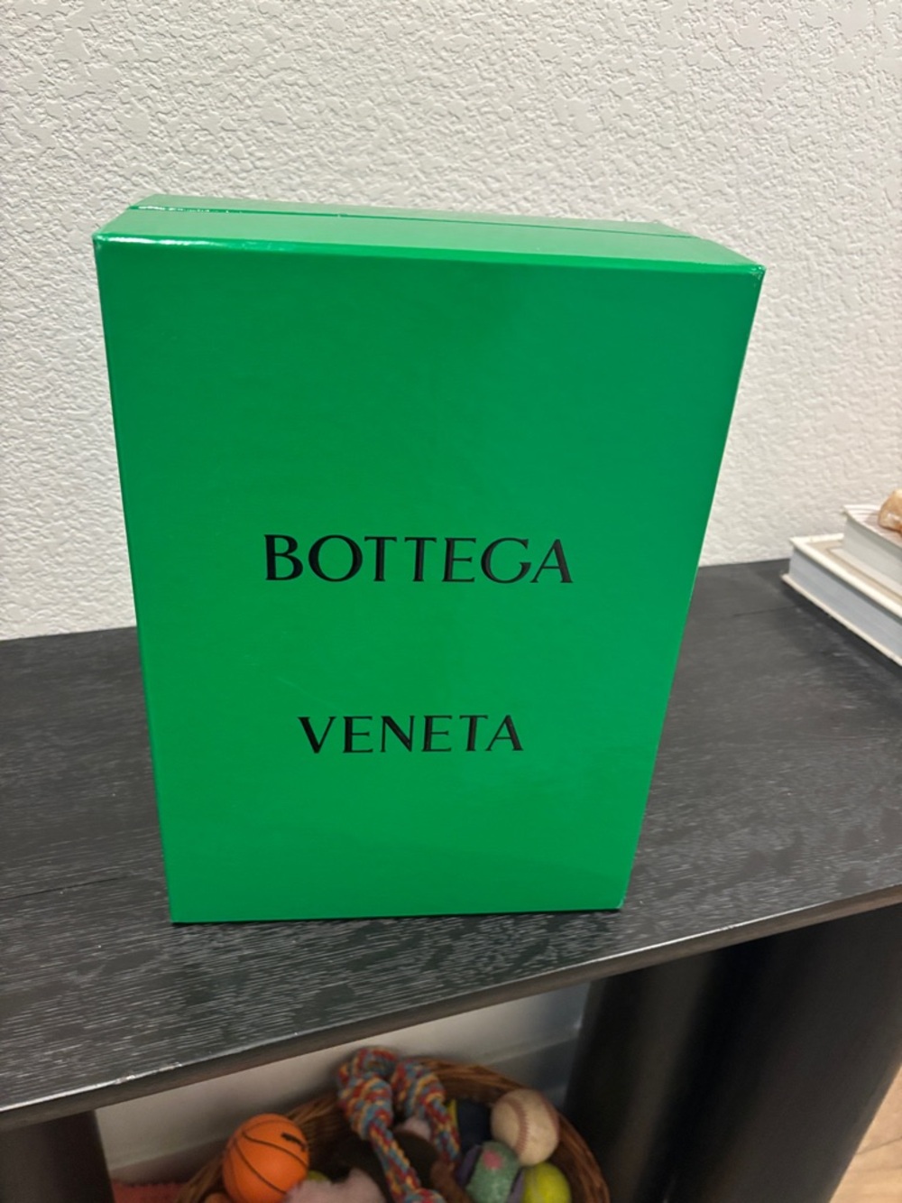 Bottega Veneta Women Bath & Body Set - Bright Green Box